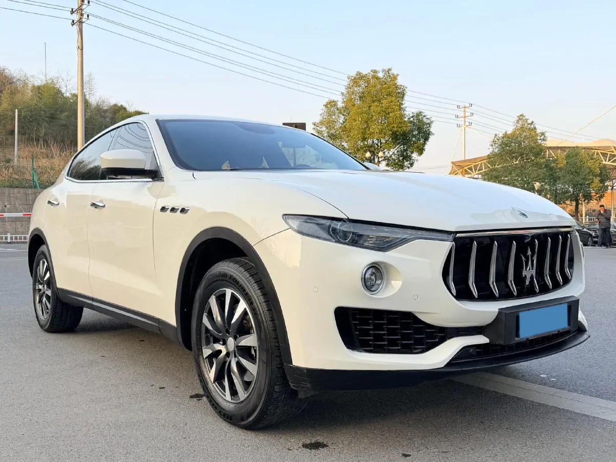 2018 Jaguar XJ 3.0T 340HP V6 8AT,autocango,china used car exporter,china ev exporter,chinese used car exporter,chinese used ev exporter