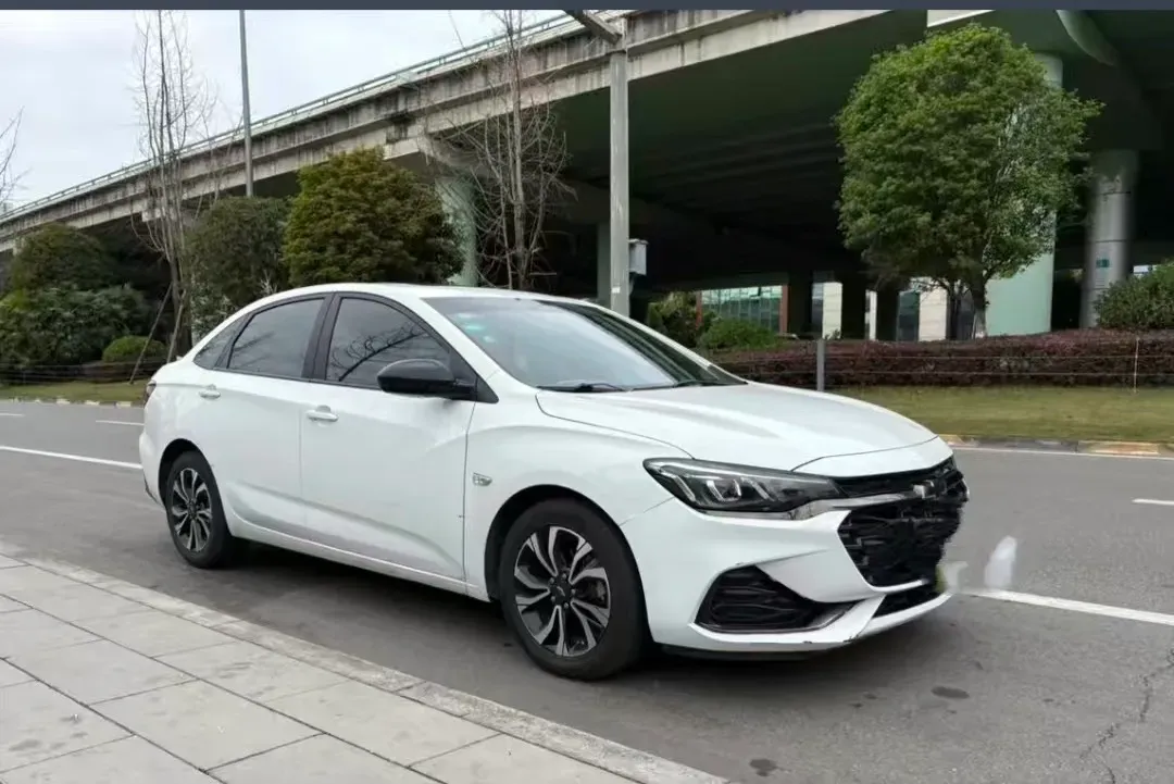 2020 Chevrolet Monza 1.3T 163HP L3 6AT,autocango,china used car exporter,china ev exporter,chinese used car exporter,chinese used ev exporter