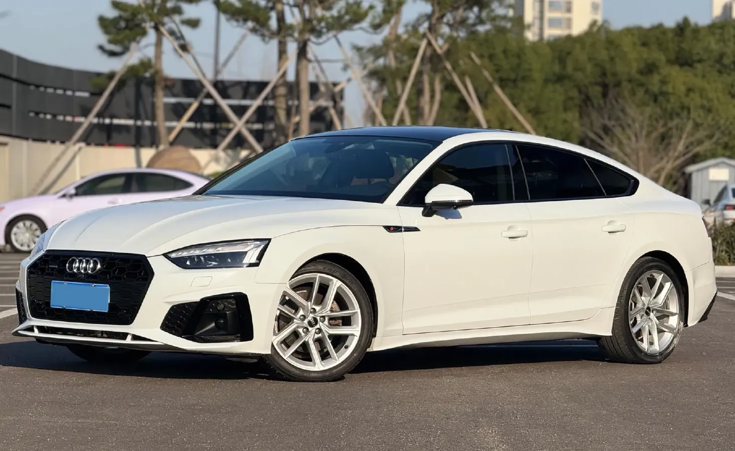2022 Audi A5 2.0T 204HP L4 7DCT,autocango,china used car exporter,china ev exporter,chinese used car exporter,chinese used ev exporter