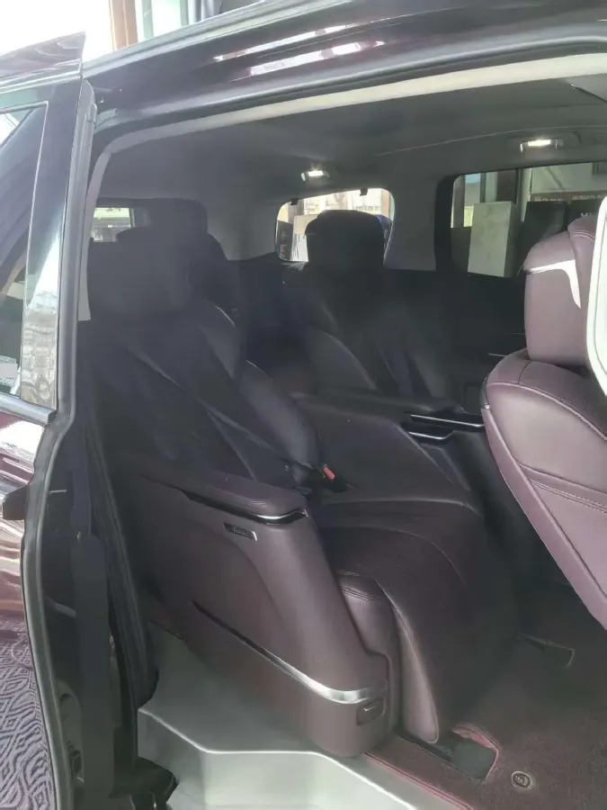 2023 Buick Century 2.0T 237HP L4 9AT,autocango,china used car exporter,china ev exporter,chinese used car exporter,chinese used ev exporter