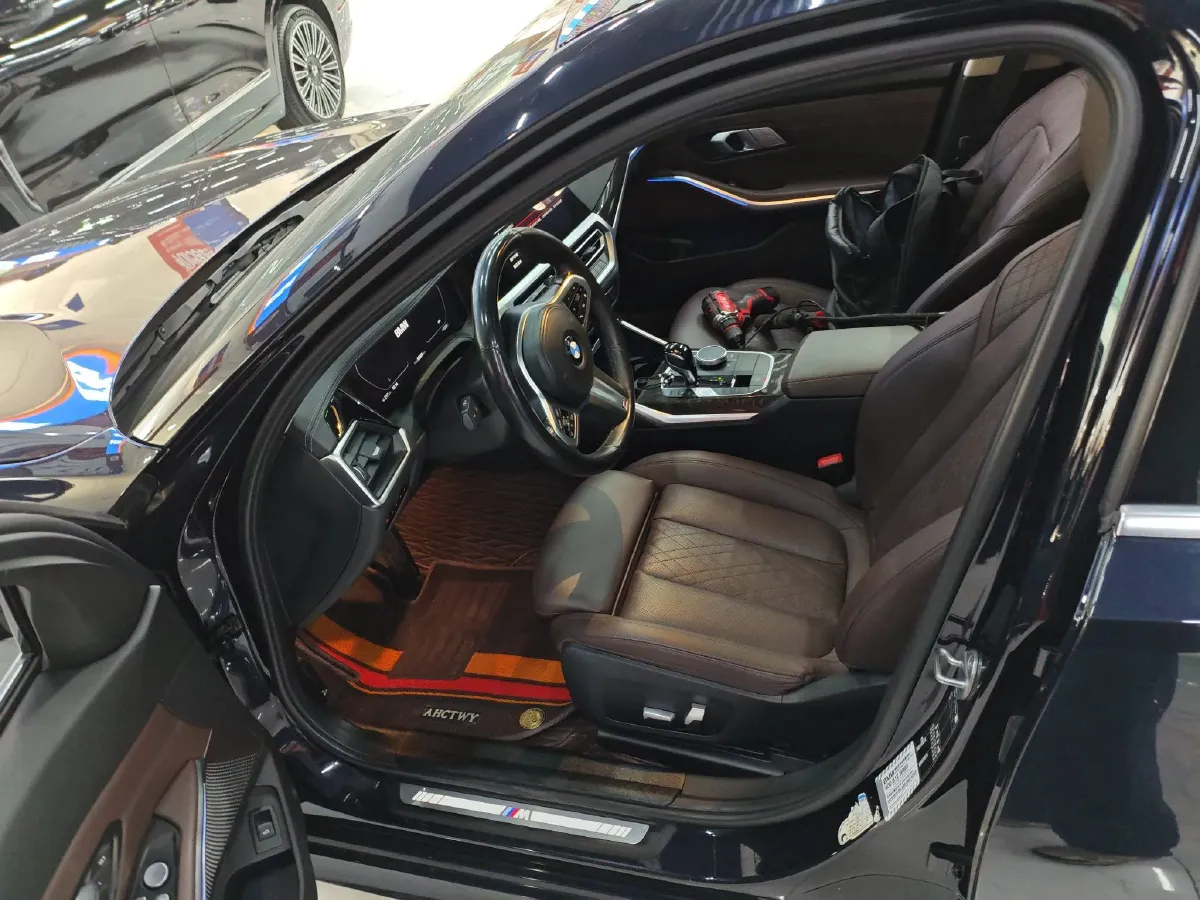 2022 BMW 3 Series 2.0T 184HP L4 8AT,autocango,china used car exporter,china ev exporter,chinese used car exporter,chinese used ev exporter