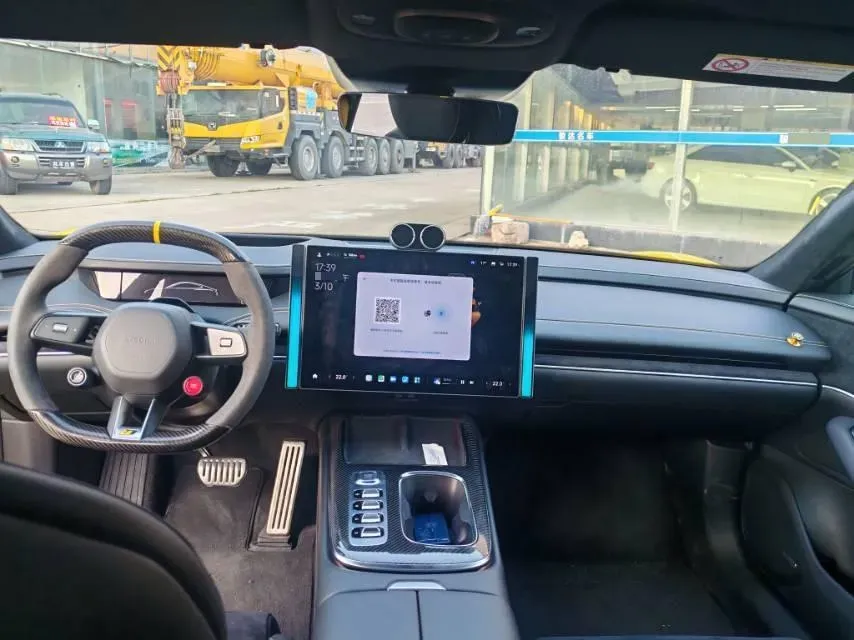 2025 MI SU7 Ultra BEV 93.7KWH,autocango,china used car exporter,china ev exporter,chinese used car exporter,chinese used ev exporter