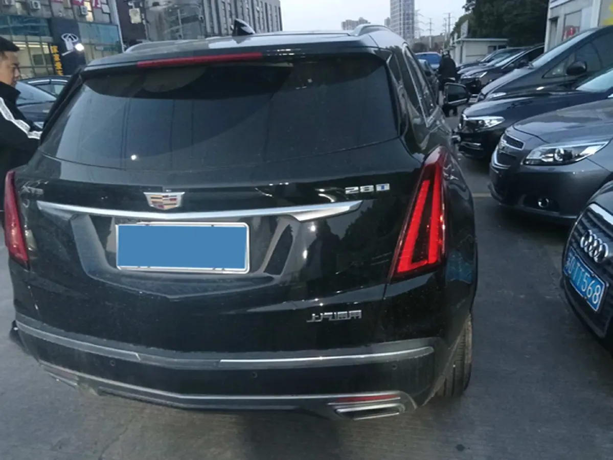 2023 Cadillac XT5 2.0T 237HP L4 9AT,autocango,china used car exporter,china ev exporter,chinese used car exporter,chinese used ev exporter