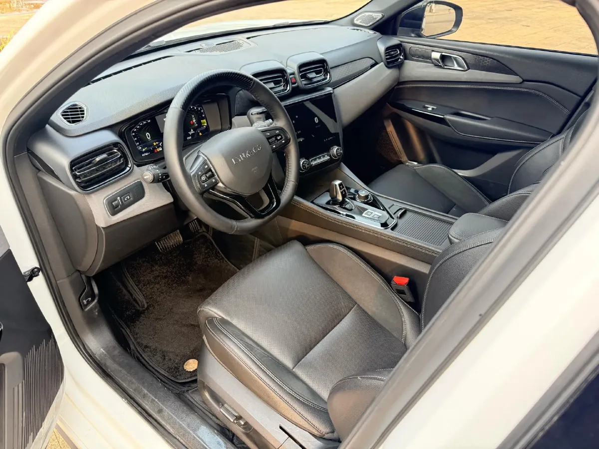 2021 LYNK&CO 03 1.5T 180HP L3 7DCT,autocango,china used car exporter,china ev exporter,chinese used car exporter,chinese used ev exporter