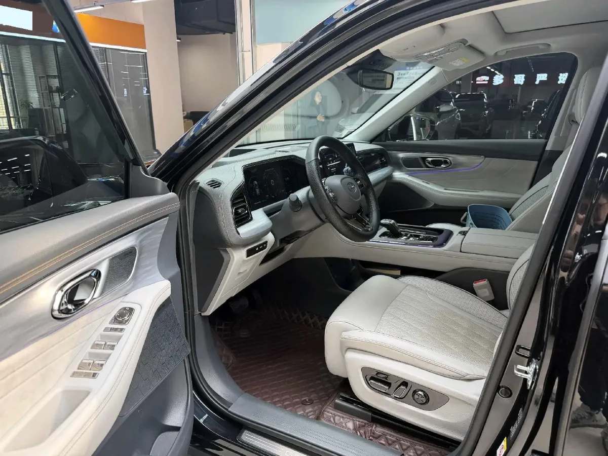 2022 GAC Trumpchi GS8 2.0T 190HP L4 E-CVT Hybrid,autocango,china used car exporter,china ev exporter,chinese used car exporter,chinese used ev exporter