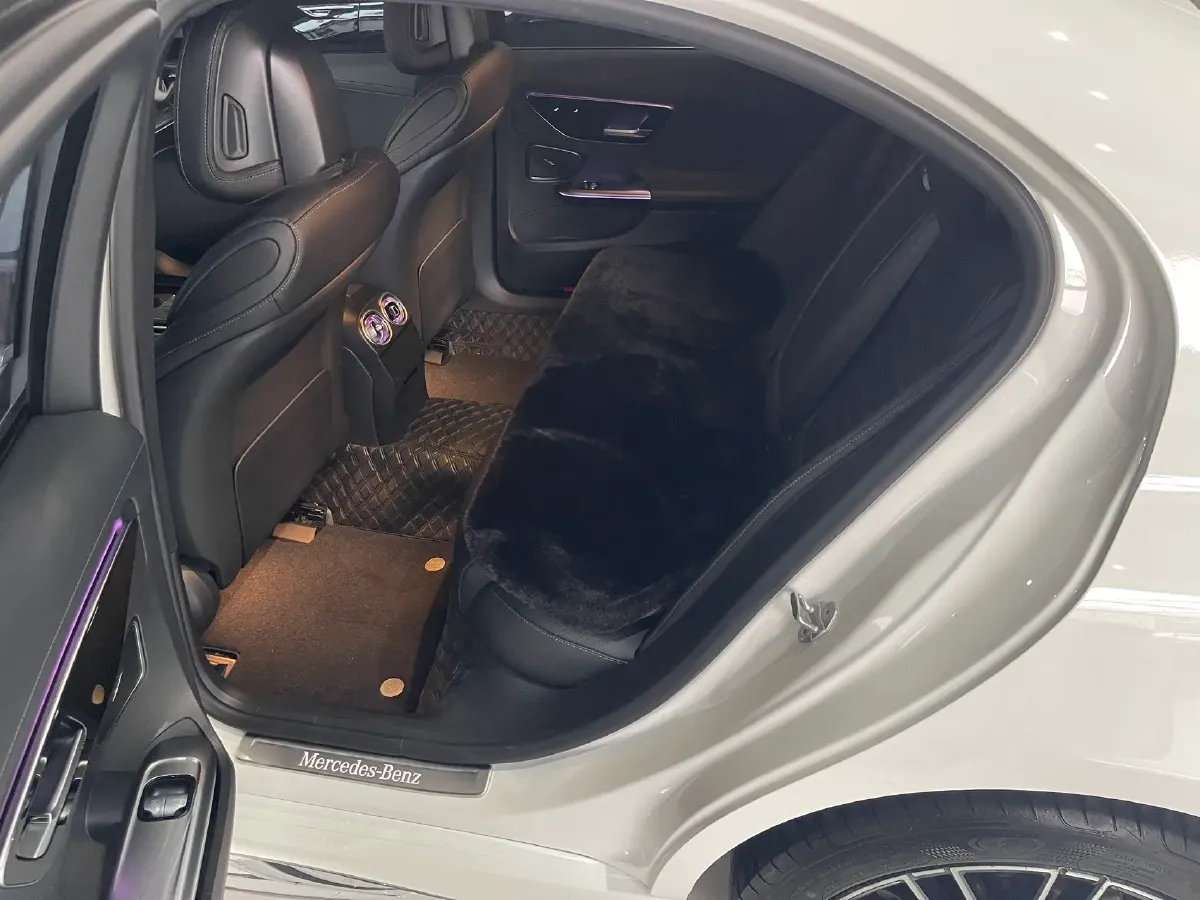 2022 Mercedes-Benz C Class 1.5T 204HP L4 9AT,autocango,china used car exporter,china ev exporter,chinese used car exporter,chinese used ev exporter