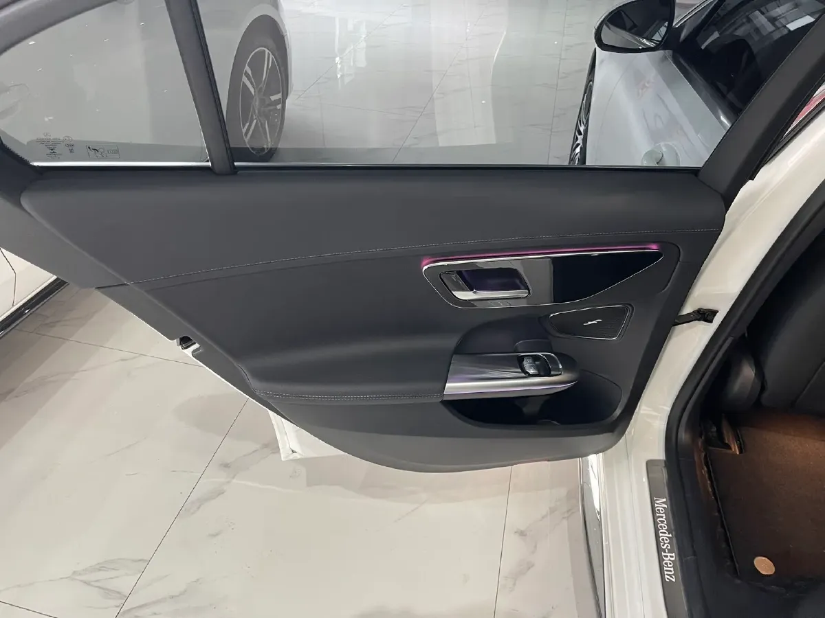 2022 Mercedes-Benz C Class 1.5T 204HP L4 9AT,autocango,china used car exporter,china ev exporter,chinese used car exporter,chinese used ev exporter