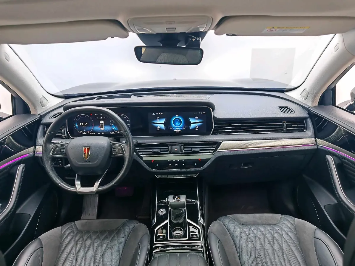 2022 HongQi HS5 2.0T 224HP L4 6AT,autocango,china used car exporter,china ev exporter,chinese used car exporter,chinese used ev exporter