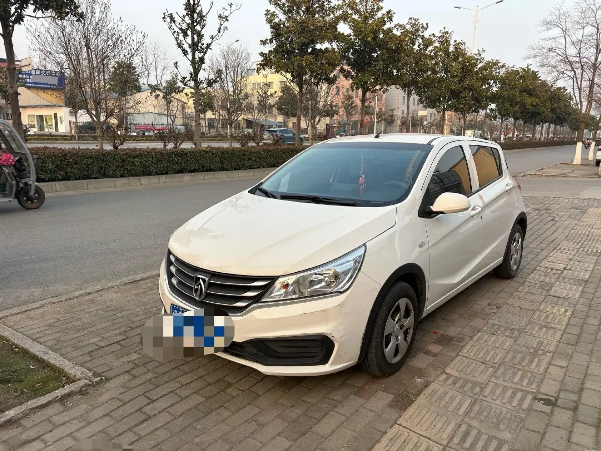 2020 BaoJun 310 1.2L 80HP L4 5MT,autocango,china used car exporter,china ev exporter,chinese used car exporter,chinese used ev exporter