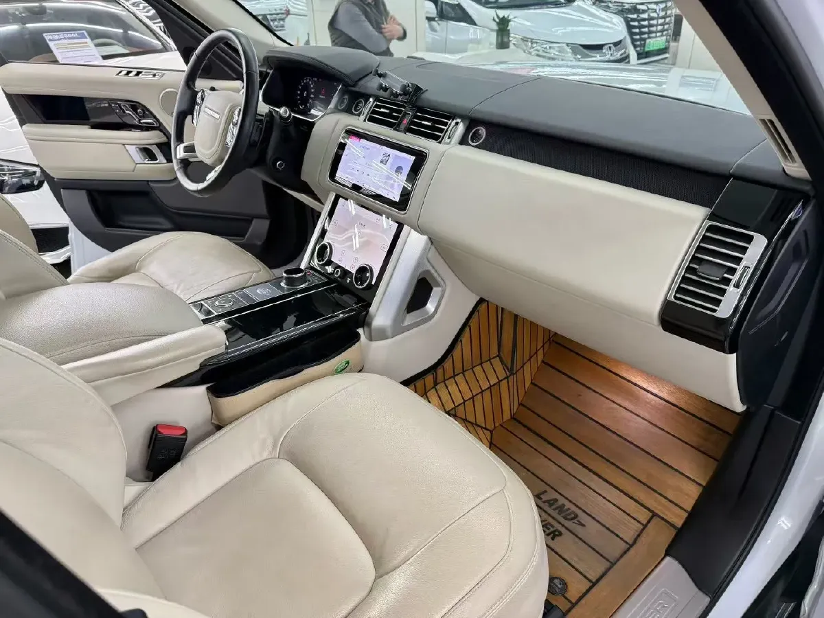 2020 Land Rover Range Rover 3.0T 360HP L6 8AT,autocango,china used car exporter,china ev exporter,chinese used car exporter,chinese used ev exporter