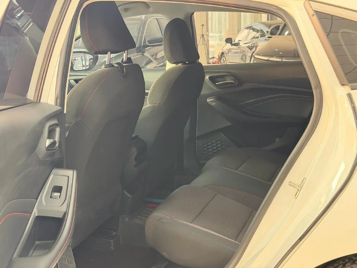 2023 MG 5 1.5L 129HP L4 5MT,autocango,china used car exporter,china ev exporter,chinese used car exporter,chinese used ev exporter