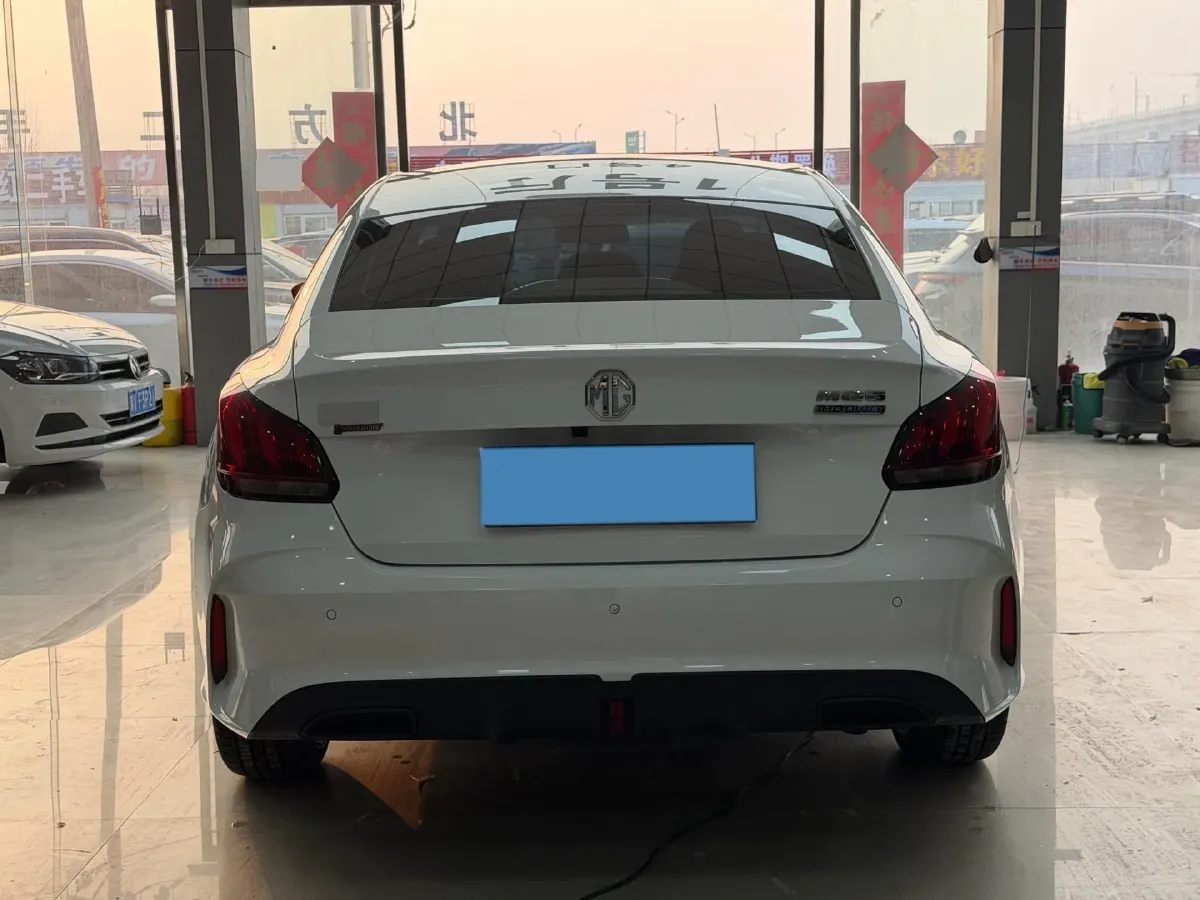 2023 MG 5 1.5L 129HP L4 5MT,autocango,china used car exporter,china ev exporter,chinese used car exporter,chinese used ev exporter