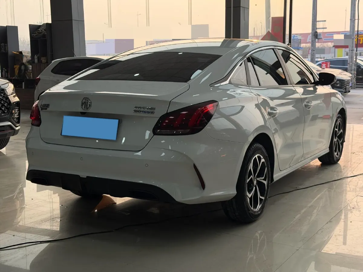 2023 MG 5 1.5L 129HP L4 5MT,autocango,china used car exporter,china ev exporter,chinese used car exporter,chinese used ev exporter