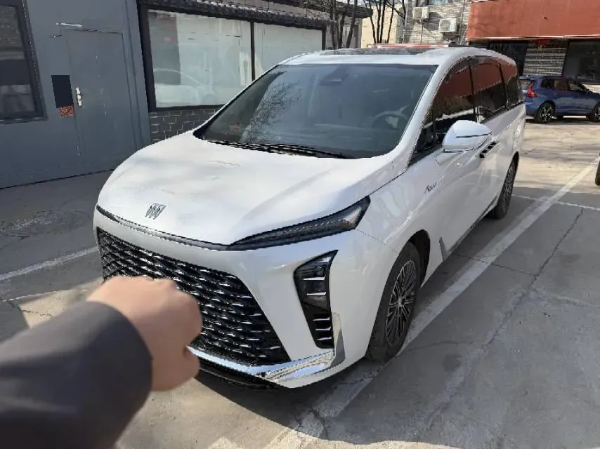 2024 Buick GL8 1.5T 180HP L4 2DHT PHEV 24.4KWH,autocango,china used car exporter,china ev exporter,chinese used car exporter,chinese used ev exporter