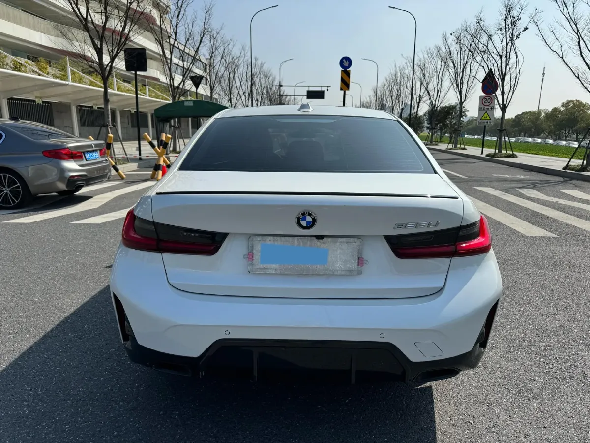2023 BMW 3 Series 2.0T 184HP L4 8AT,autocango,china used car exporter,china ev exporter,chinese used car exporter,chinese used ev exporter