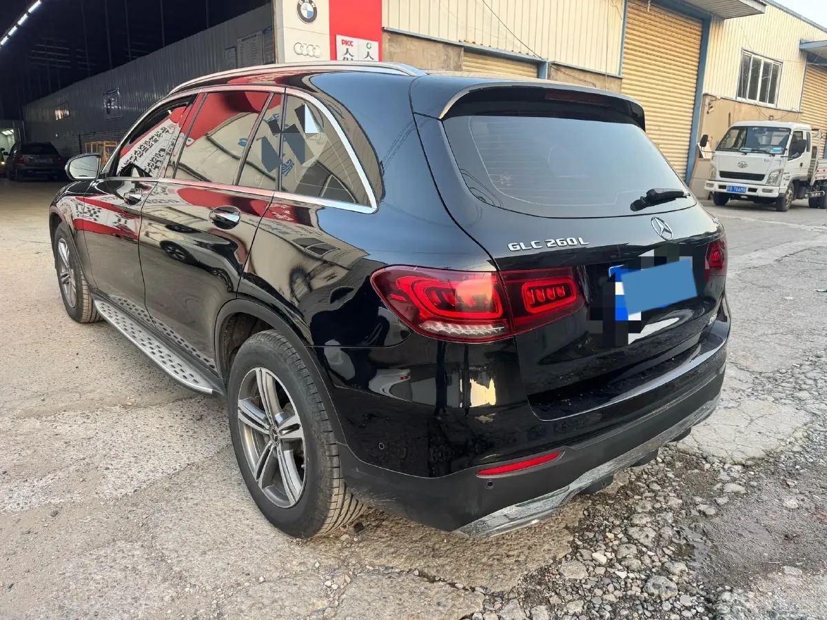 2021 Mercedes-Benz GLC Class 2.0T 197HP L4 9AT,autocango,china used car exporter,china ev exporter,chinese used car exporter,chinese used ev exporter