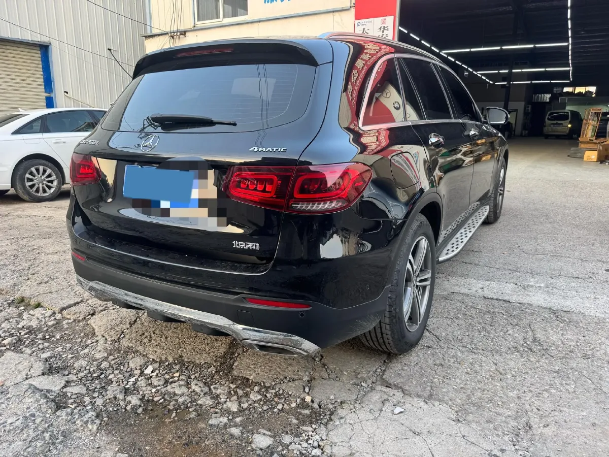 2021 Mercedes-Benz GLC Class 2.0T 197HP L4 9AT,autocango,china used car exporter,china ev exporter,chinese used car exporter,chinese used ev exporter