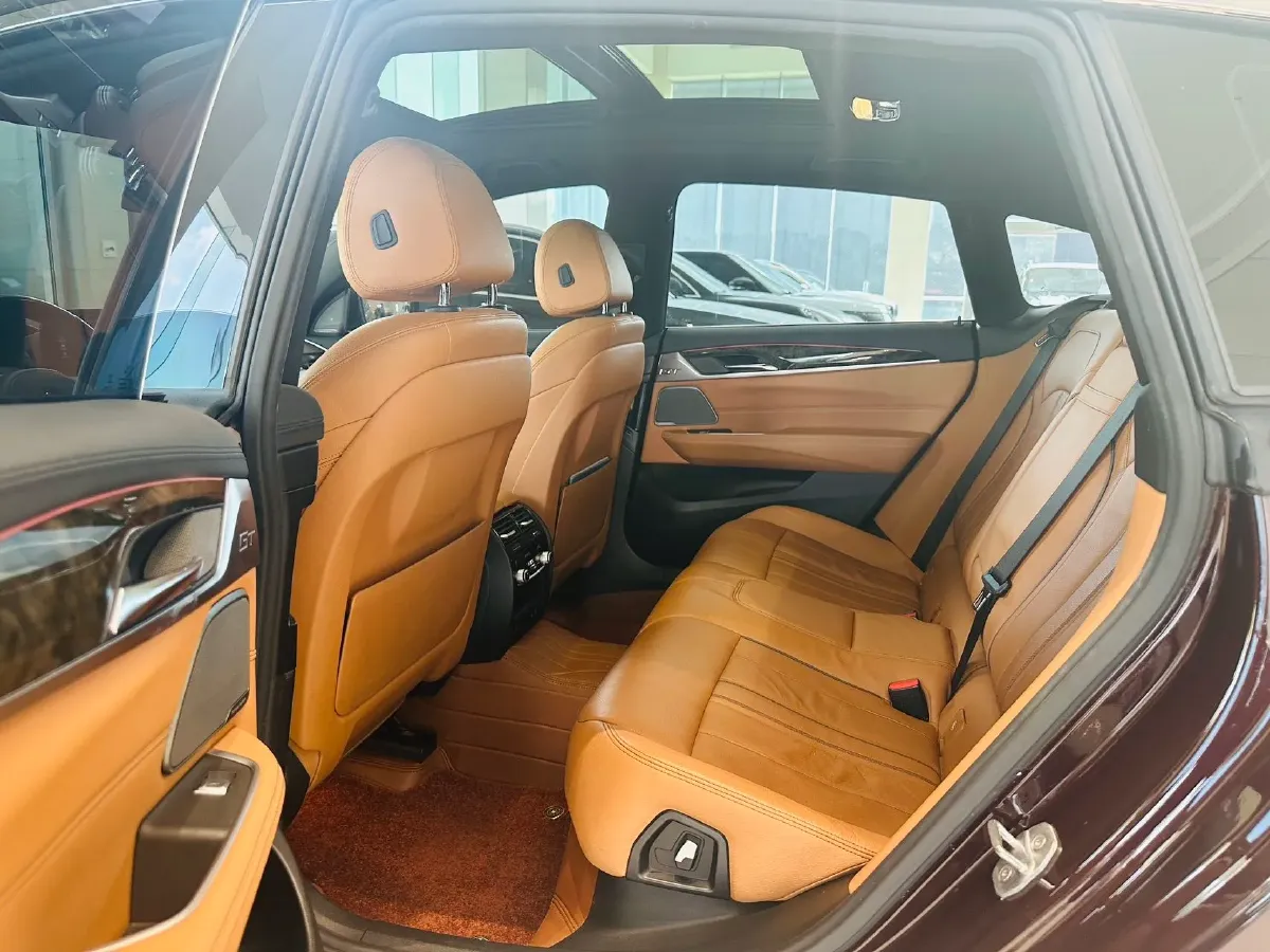 2020 BMW 6 Series GT 2.0T 258HP L4 8AT,autocango,china used car exporter,china ev exporter,chinese used car exporter,chinese used ev exporter