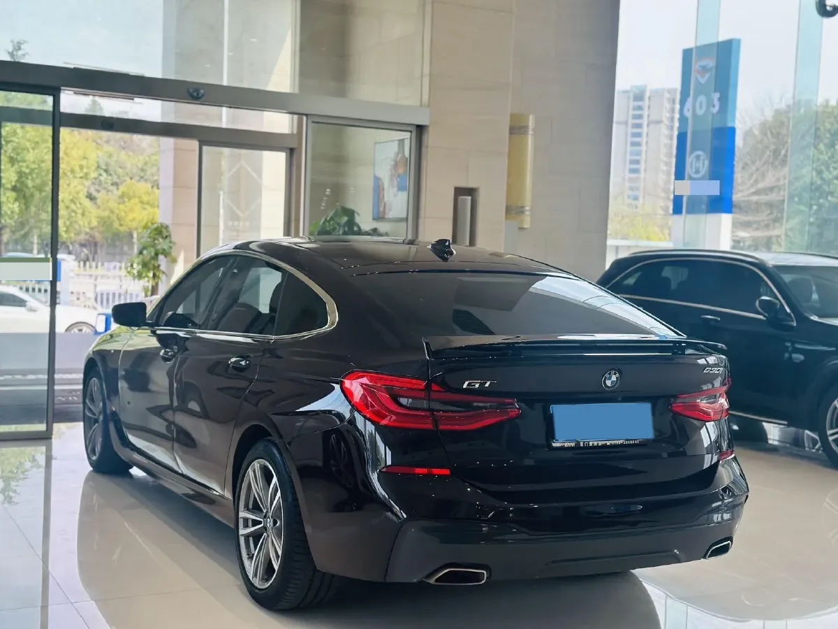 2020 BMW 6 Series GT 2.0T 258HP L4 8AT,autocango,china used car exporter,china ev exporter,chinese used car exporter,chinese used ev exporter
