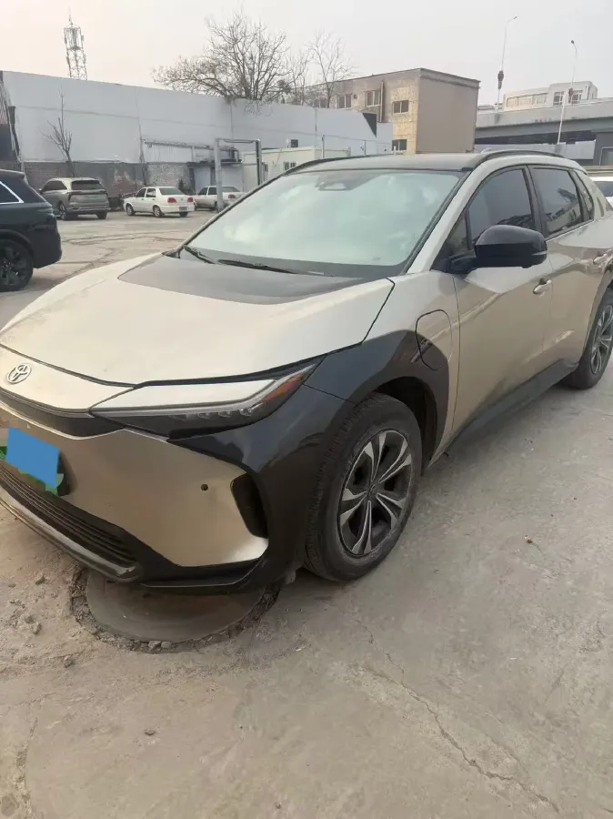 2022 Toyota bZ4X BEV 66.7KWH,autocango,china used car exporter,china ev exporter,chinese used car exporter,chinese used ev exporter