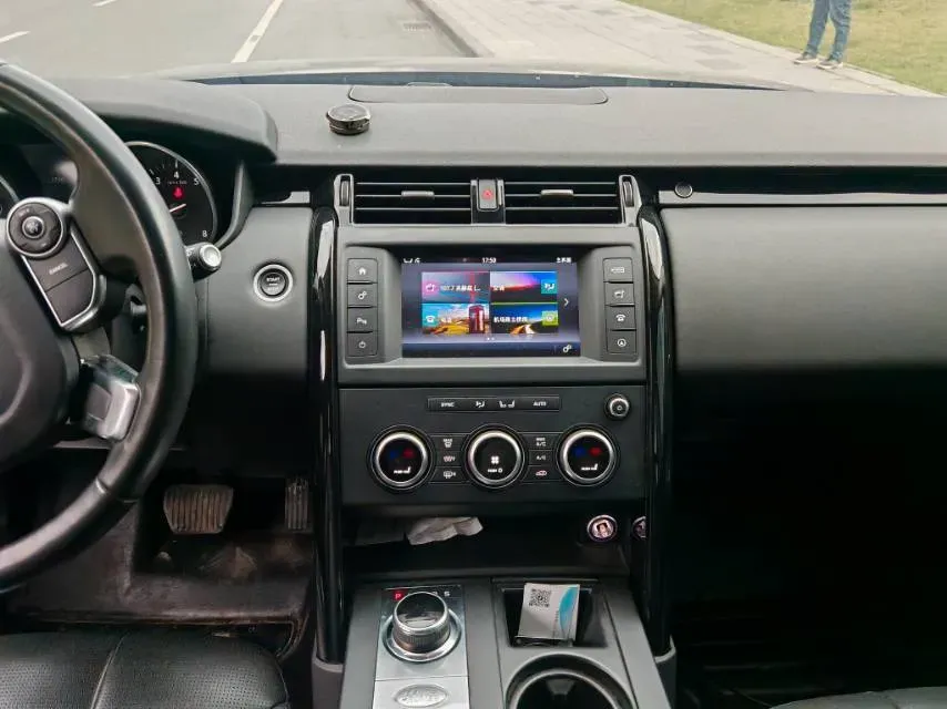 2018 Land Rover Discovery 3.0T 340HP V6 8AT,autocango,china used car exporter,china ev exporter,chinese used car exporter,chinese used ev exporter