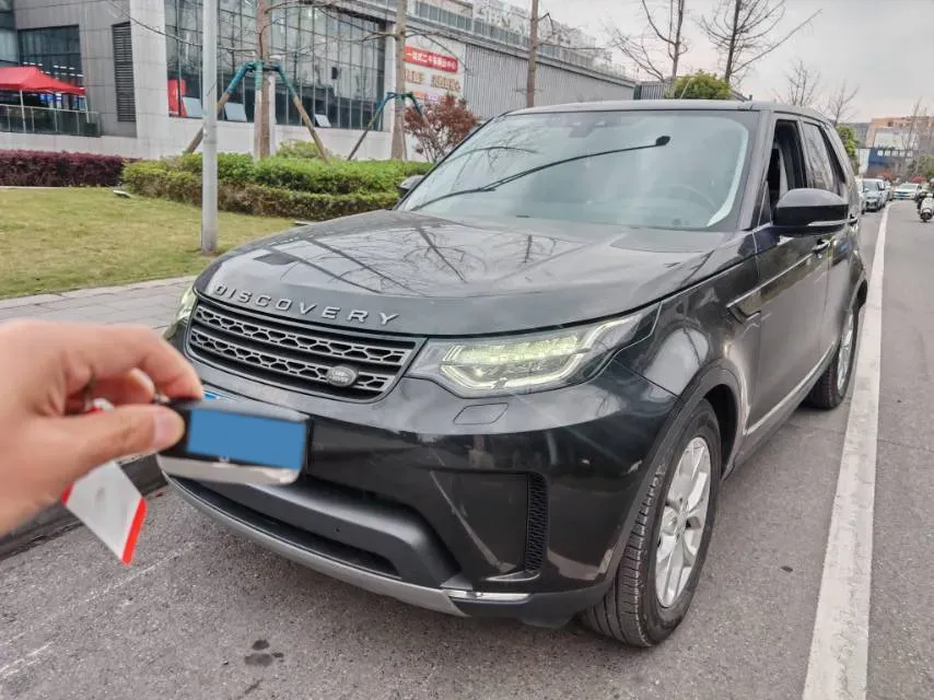 2018 Land Rover Discovery 3.0T 340HP V6 8AT,autocango,china used car exporter,china ev exporter,chinese used car exporter,chinese used ev exporter