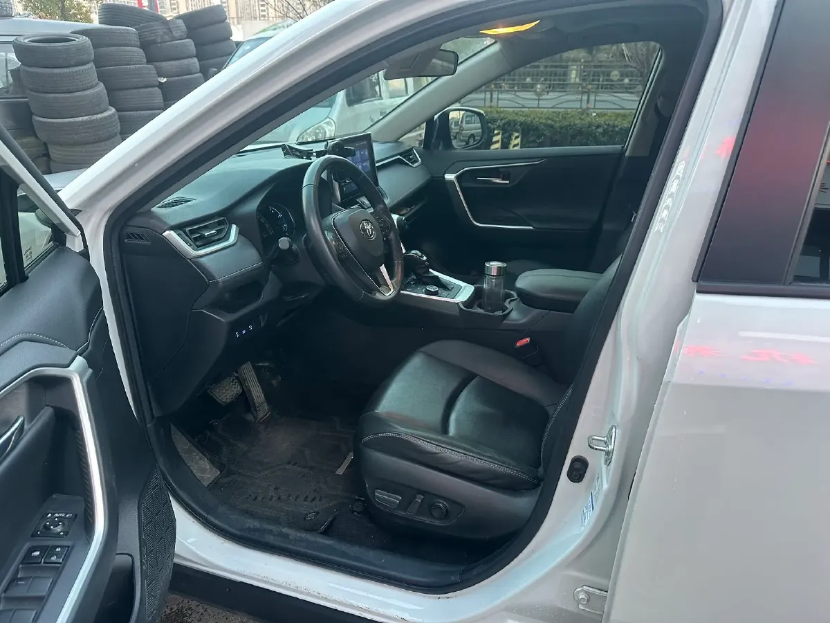 2022 Toyota RAV4 2.5L 178HP L4 E-CVT Hybrid,autocango,china used car exporter,china ev exporter,chinese used car exporter,chinese used ev exporter