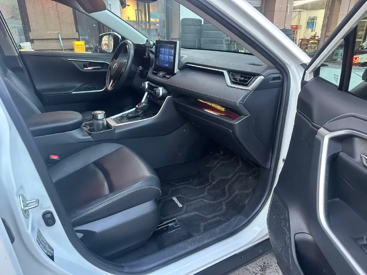 2022 Toyota RAV4 2.5L 178HP L4 E-CVT Hybrid,autocango,china used car exporter,china ev exporter,chinese used car exporter,chinese used ev exporter