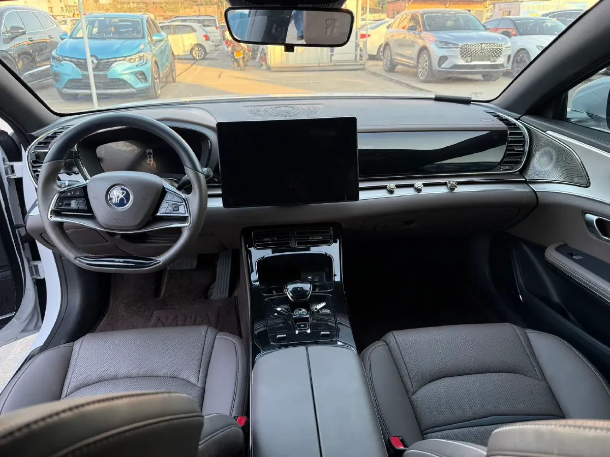 2020 WEY VV7 2.0T 227HP L4 7DCT PHEV,autocango,china used car exporter,china ev exporter,chinese used car exporter,chinese used ev exporter