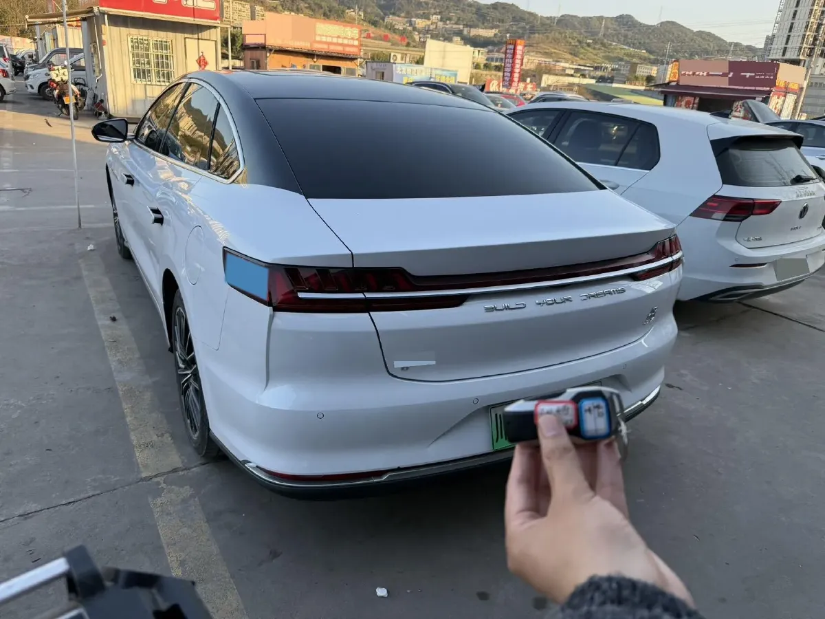 2020 WEY VV7 2.0T 227HP L4 7DCT PHEV,autocango,china used car exporter,china ev exporter,chinese used car exporter,chinese used ev exporter