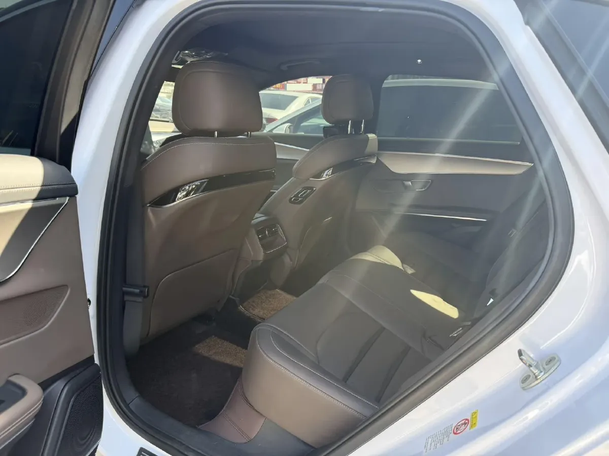 2020 WEY VV7 2.0T 227HP L4 7DCT PHEV,autocango,china used car exporter,china ev exporter,chinese used car exporter,chinese used ev exporter