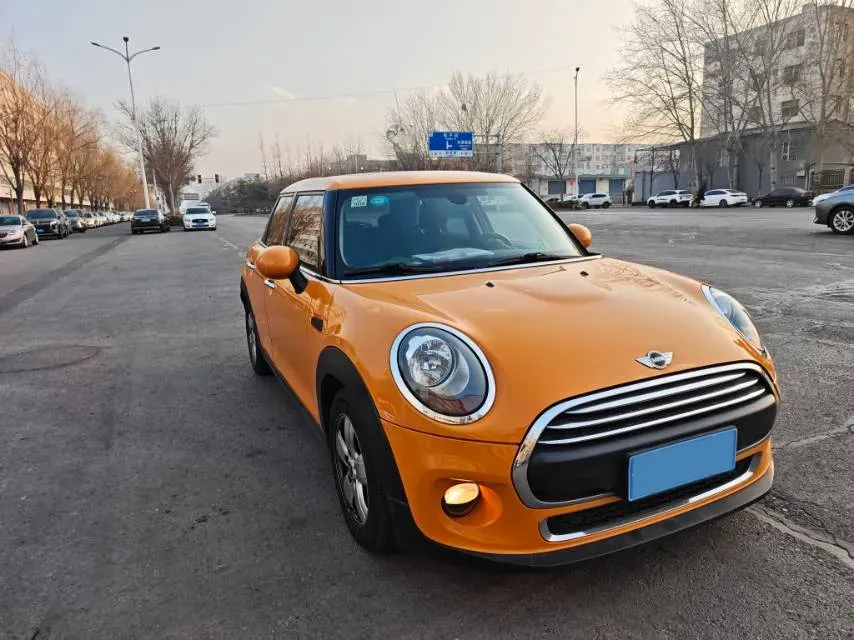 2016 MINI MINI 1.2T 102HP L3 6AT,autocango,china used car exporter,china ev exporter,chinese used car exporter,chinese used ev exporter