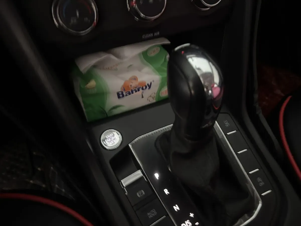 2021 Volkswagen Tharu 1.4T 150HP L4 7DCT,autocango,china used car exporter,china ev exporter,chinese used car exporter,chinese used ev exporter