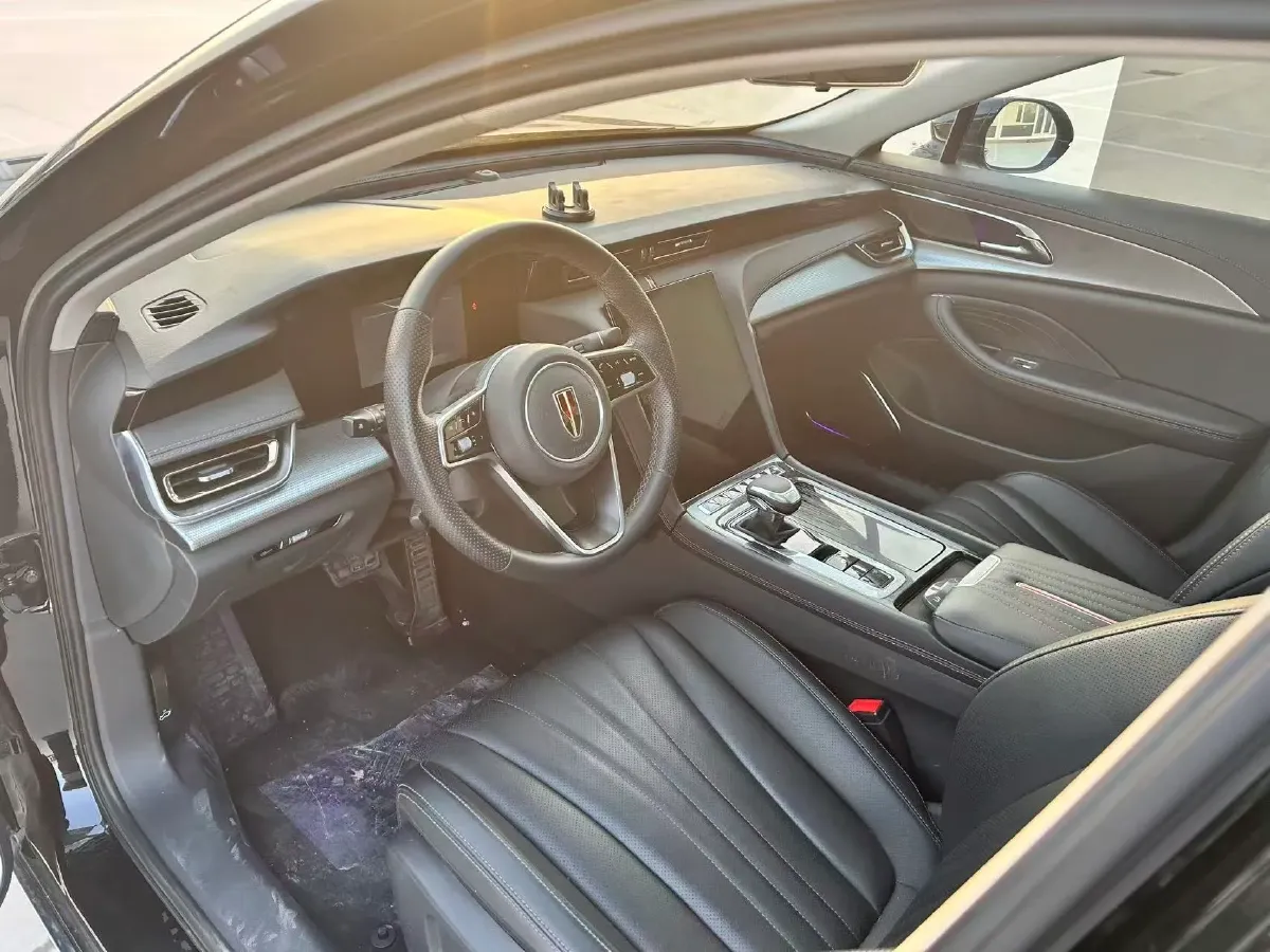 2024 HongQi H5 1.5T 169HP L4 7DCT,autocango,china used car exporter,china ev exporter,chinese used car exporter,chinese used ev exporter