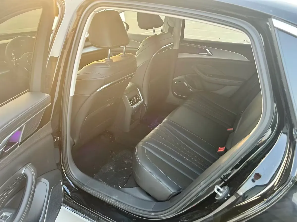 2024 HongQi H5 1.5T 169HP L4 7DCT,autocango,china used car exporter,china ev exporter,chinese used car exporter,chinese used ev exporter