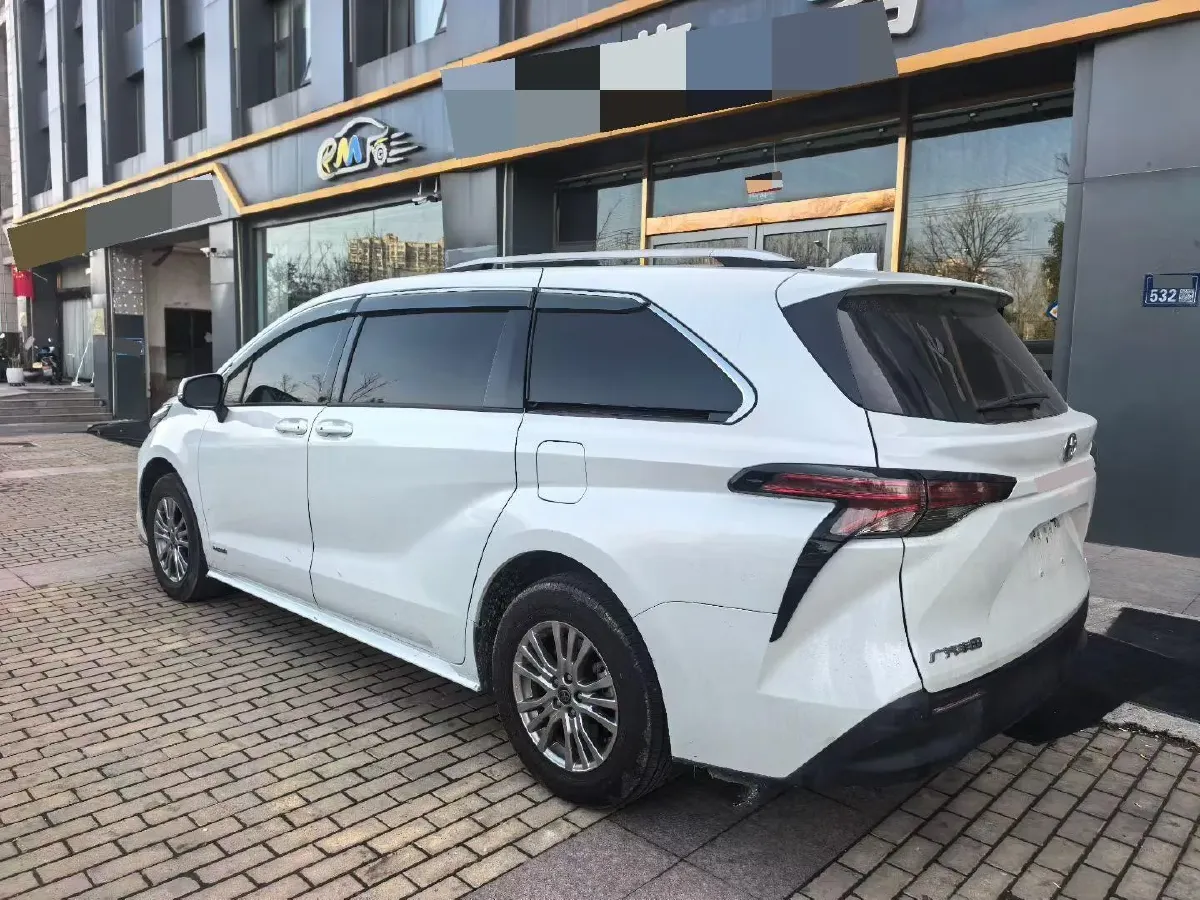 2021 Toyota Sienna 2.5L 192HP L4 E-CVT Hybrid,autocango,china used car exporter,china ev exporter,chinese used car exporter,chinese used ev exporter