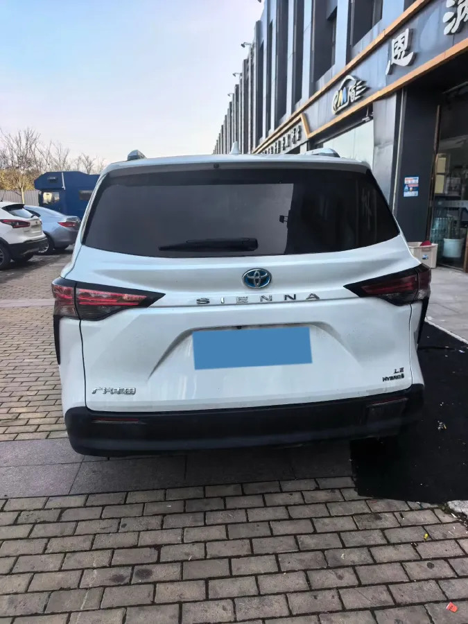 2021 Toyota Sienna 2.5L 192HP L4 E-CVT Hybrid,autocango,china used car exporter,china ev exporter,chinese used car exporter,chinese used ev exporter