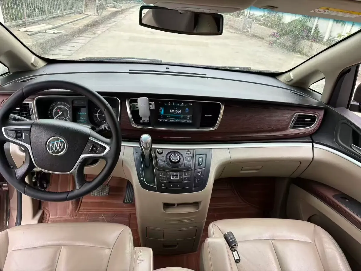 2018 Buick GL8 2.0T 260HP L4 6AT,autocango,china used car exporter,china ev exporter,chinese used car exporter,chinese used ev exporter