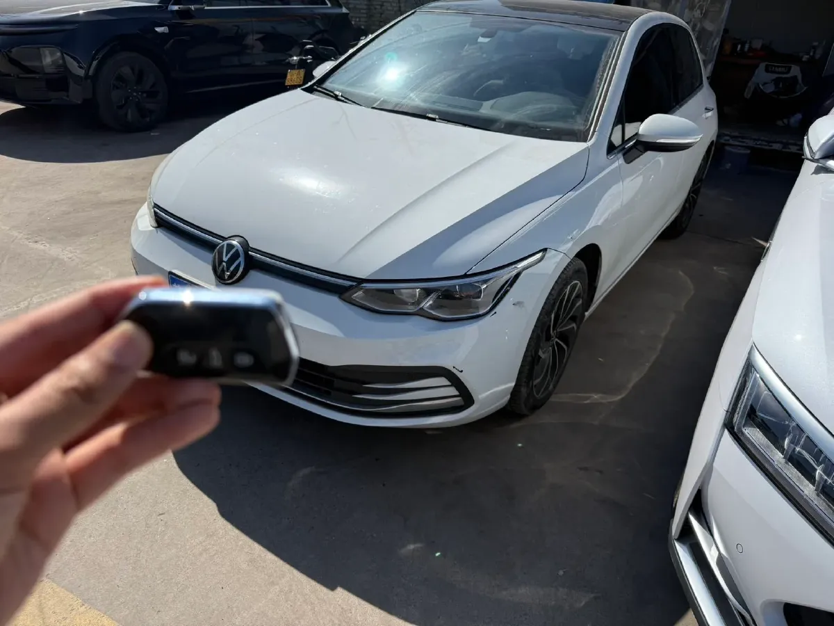 2023 Volkswagen Golf 1.4T 150HP L4 7DCT,autocango,china used car exporter,china ev exporter,chinese used car exporter,chinese used ev exporter