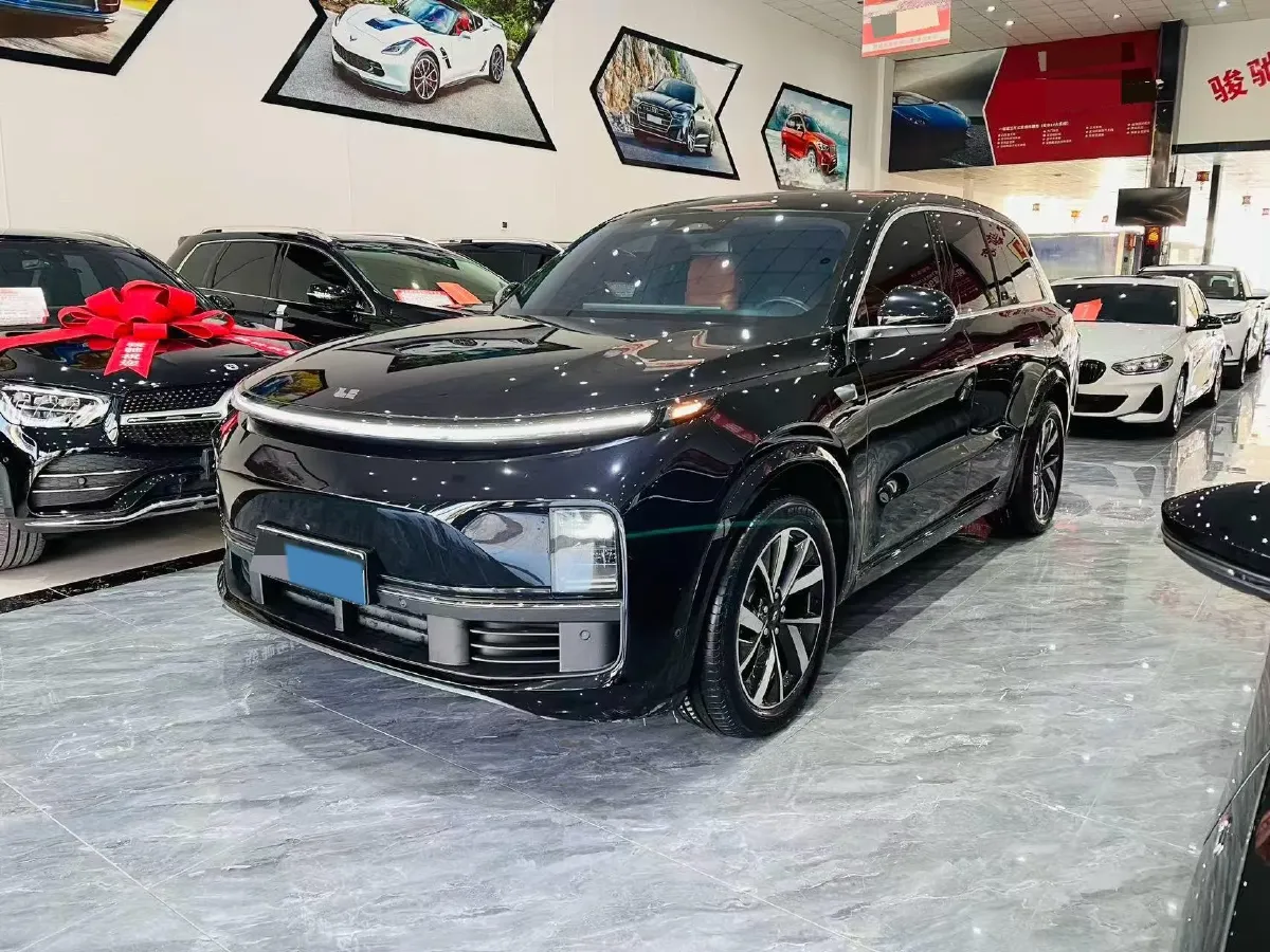 2023 Li L8 Range Extended 154HP REEV 40.9KWH,autocango,china used car exporter,china ev exporter,chinese used car exporter,chinese used ev exporter