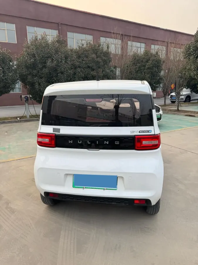 2020 WuLing HongGuang MINI EV BEV 9KWH,autocango,china used car exporter,china ev exporter,chinese used car exporter,chinese used ev exporter