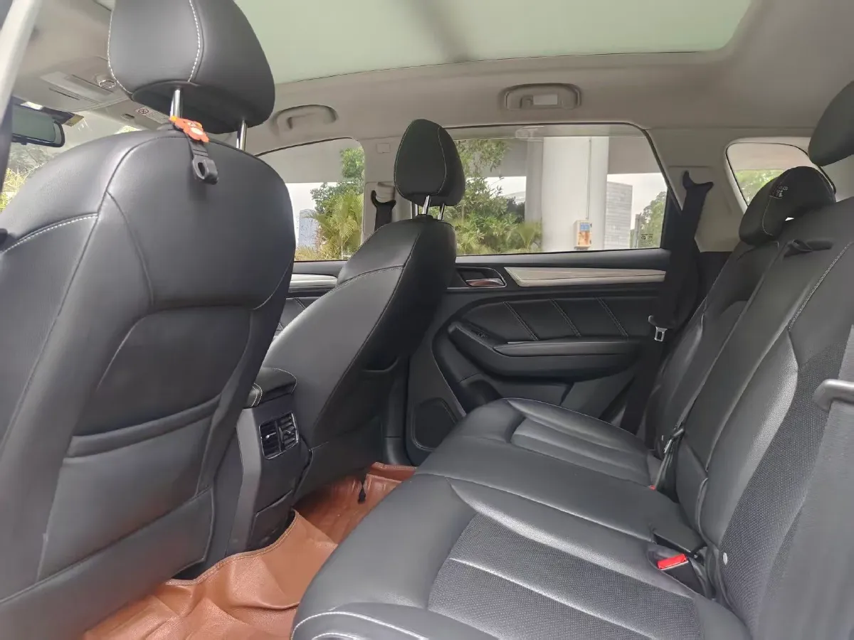 2017 Roewe RX5 1.5T 169HP L4 2AT PHEV 12KWH,autocango,china used car exporter,china ev exporter,chinese used car exporter,chinese used ev exporter