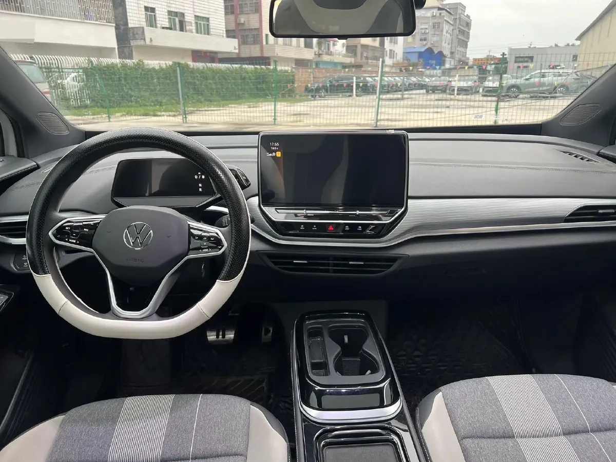 2022 Chevrolet Menlo BEV 61.1KWH,autocango,china used car exporter,china ev exporter,chinese used car exporter,chinese used ev exporter