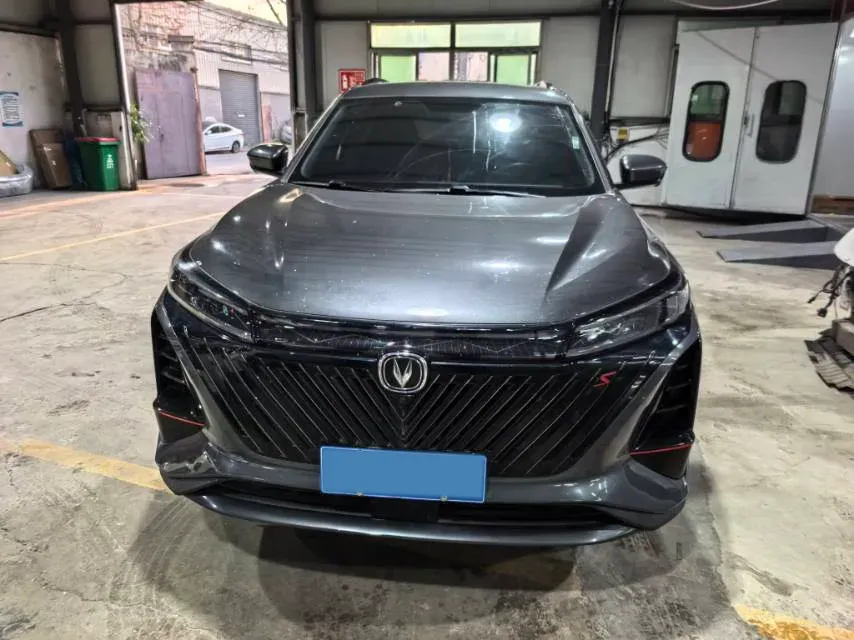 2022 ChangAn CS75 Plus 2.0T 233HP L4 8AT,autocango,china used car exporter,china ev exporter,chinese used car exporter,chinese used ev exporter