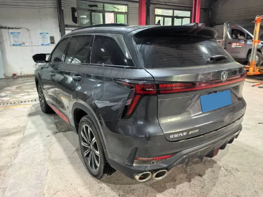 2022 ChangAn CS75 Plus 2.0T 233HP L4 8AT,autocango,china used car exporter,china ev exporter,chinese used car exporter,chinese used ev exporter
