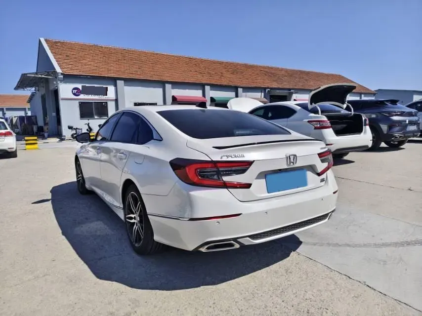 2022 Honda Accord 1.5T 194HP L4 CVT,autocango,china used car exporter,china ev exporter,chinese used car exporter,chinese used ev exporter
