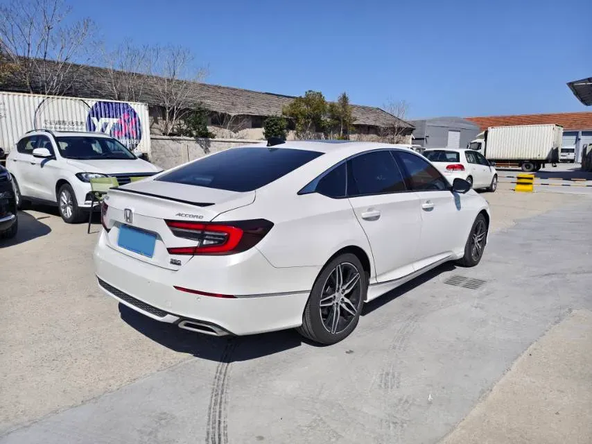 2022 Honda Accord 1.5T 194HP L4 CVT,autocango,china used car exporter,china ev exporter,chinese used car exporter,chinese used ev exporter