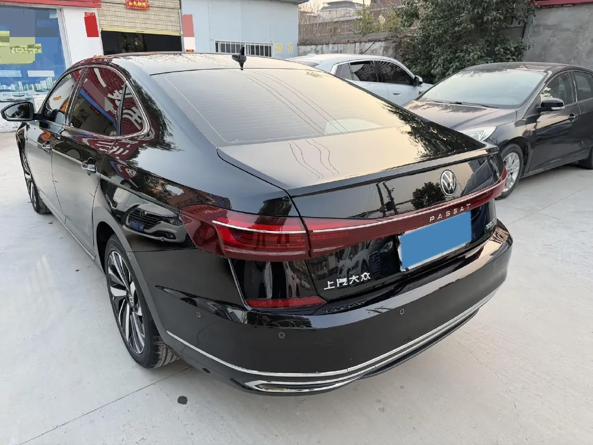 2023 Volkswagen Passat 2.0T 186HP L4 7DCT,autocango,china used car exporter,china ev exporter,chinese used car exporter,chinese used ev exporter