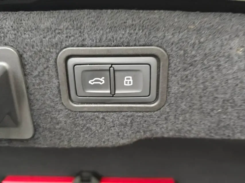 2019 Audi A8 3.0T 340HP V6 8AT,autocango,china used car exporter,china ev exporter,chinese used car exporter,chinese used ev exporter