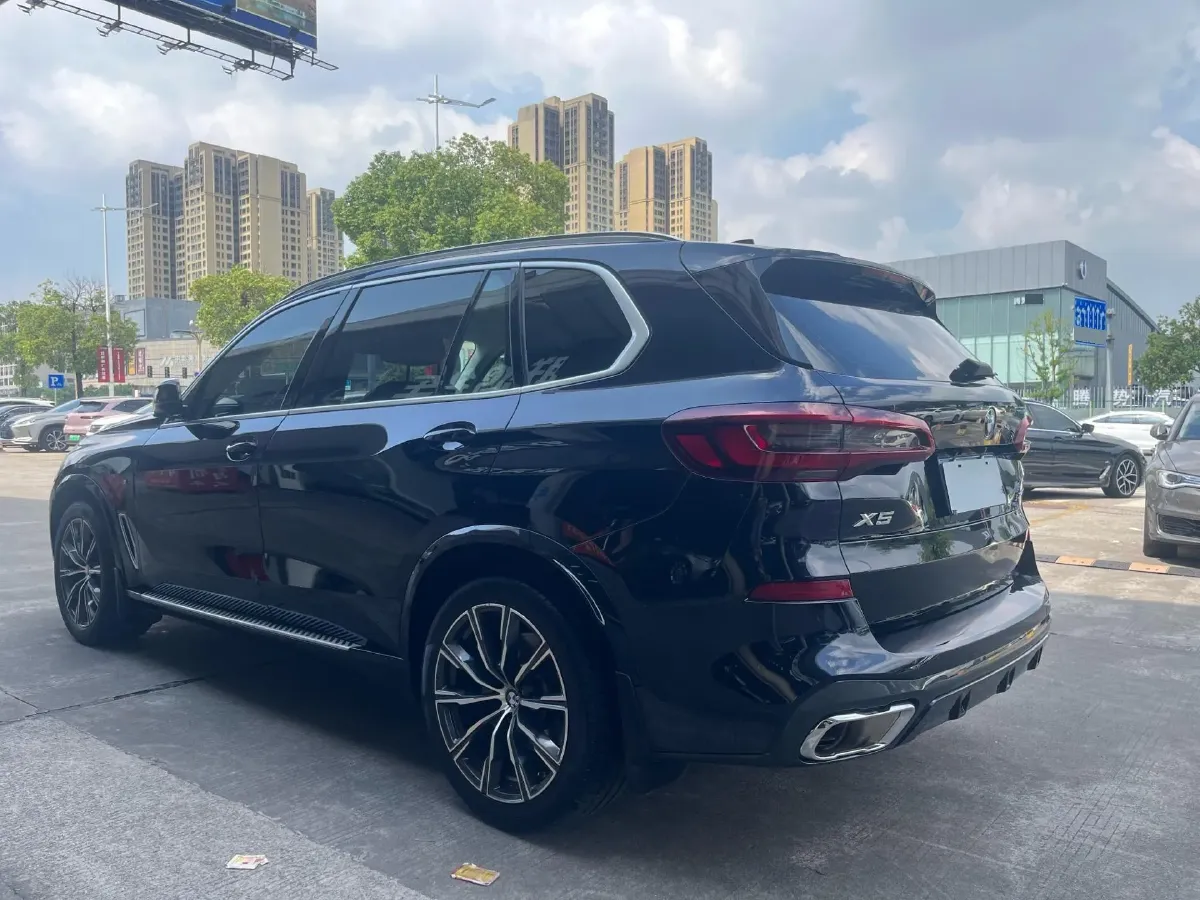 2022 BMW X5 2.0T 245HP L4 8AT,autocango,china used car exporter,china ev exporter,chinese used car exporter,chinese used ev exporter